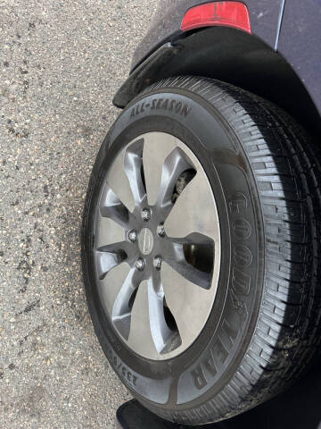 2017 Chrysler Pacifica Hybrid Platinum