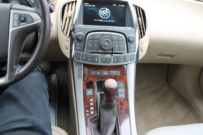 2013 Buick LaCrosse Premium 1