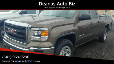 2014 GMC Sierra 1500 for sale at Deanas Auto Biz in Pendleton OR