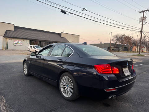 2015 BMW 5 Series 528i