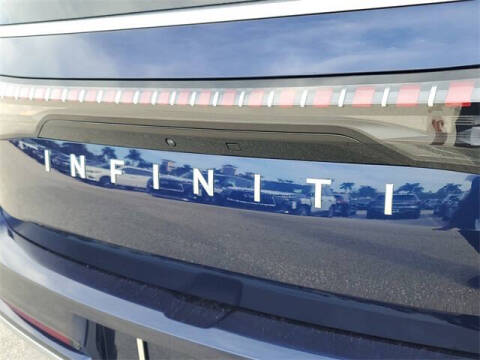 2025 Infiniti QX80 Pure