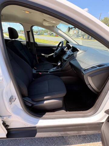 2016 Ford Focus S
