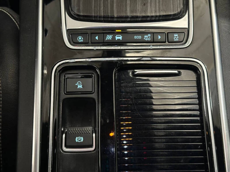 2020 Jaguar XF S