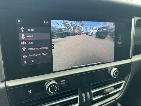 2024 Porsche Macan