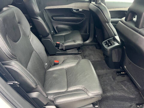 2021 Volvo XC90 T6 Inscription 6-Passenger