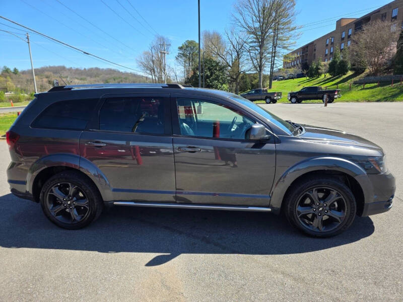 2018 Dodge Journey Crossroad