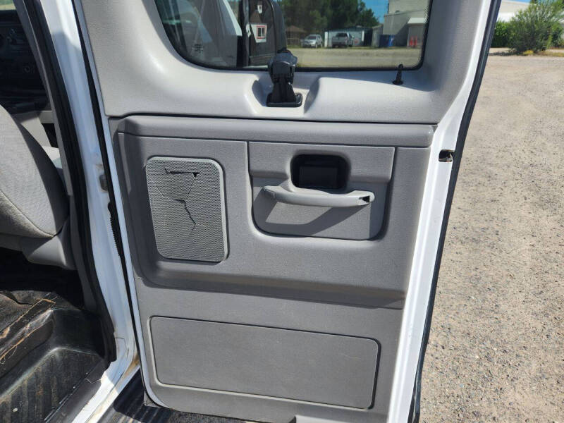 2010 Ford E-Series E-350 SD XL