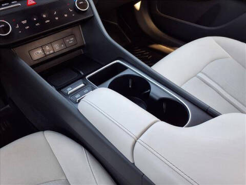 2024 Hyundai Sonata Hybrid SEL