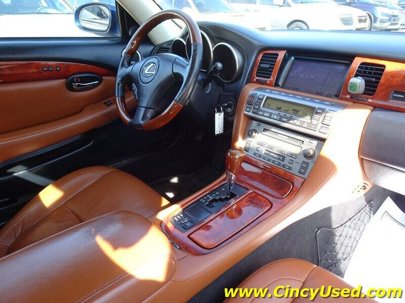 2004 Lexus SC 430