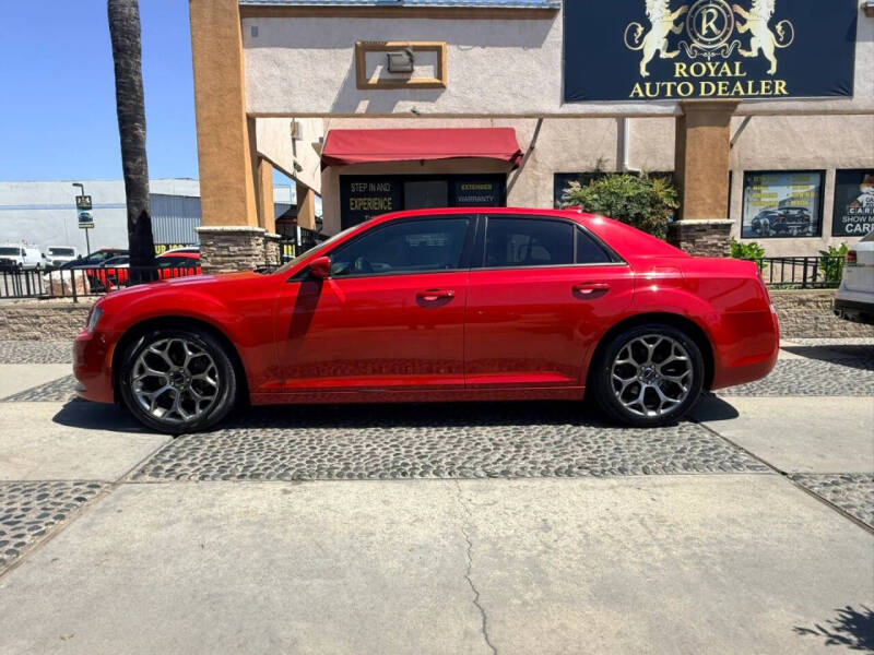 2017 Chrysler 300