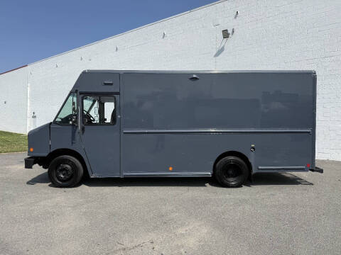 2020 Freightliner MT45 Chassis
