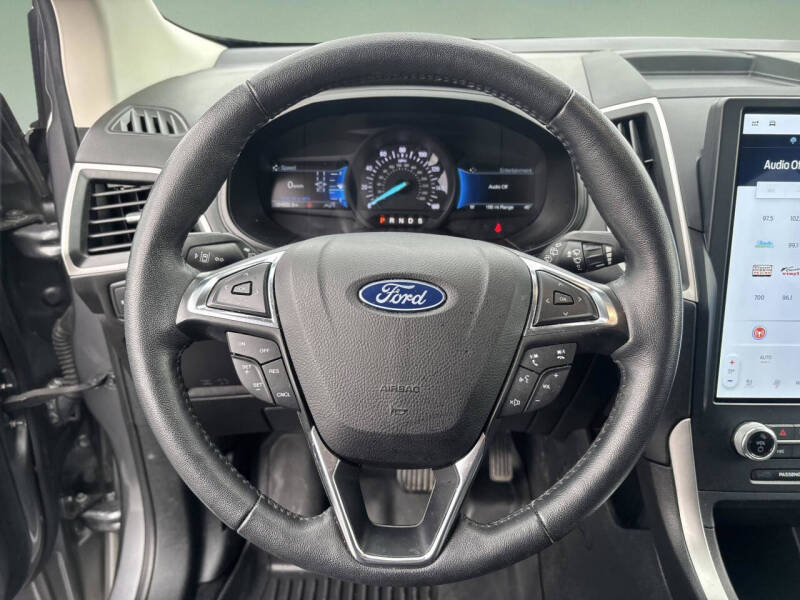 2022 Ford Edge