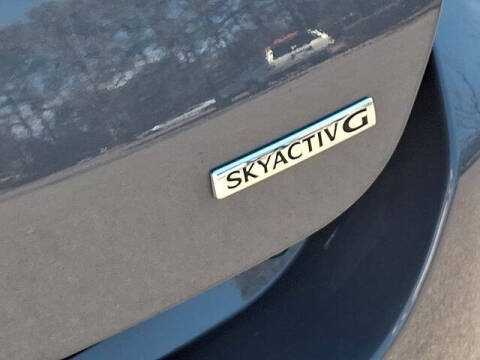 2025 Mazda Mazda3 Sedan 2.5 S Carbon Edition