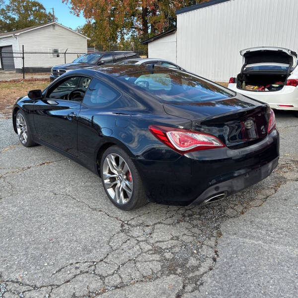 2013 Hyundai Genesis Coupe 3.8 R-Spec