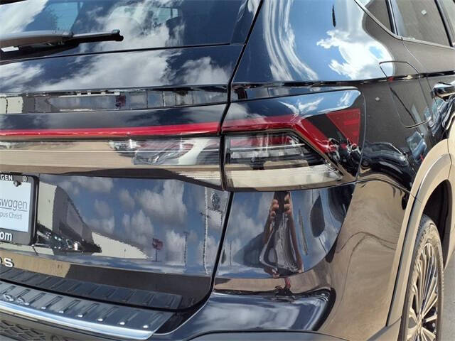 2025 Volkswagen Taos SE