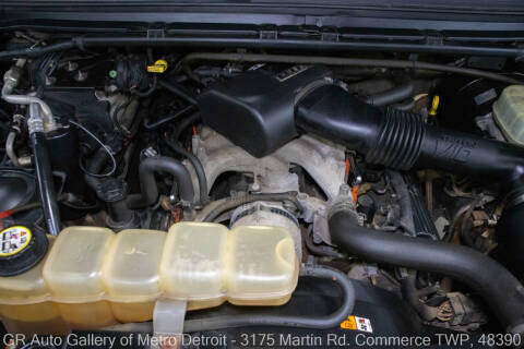 2005 Ford Excursion XLT