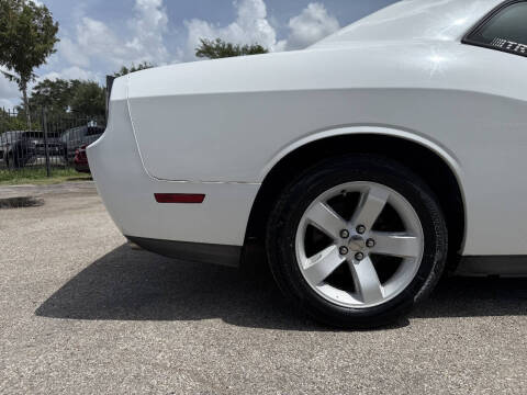 2014 Dodge Challenger SXT