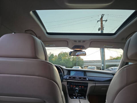 2010 BMW 7 Series 750Li xDrive