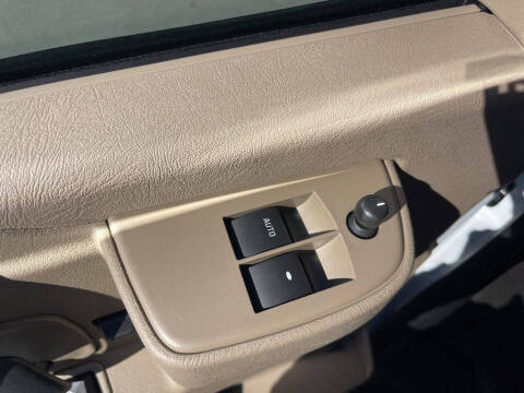 2025 Chevrolet Express 2500