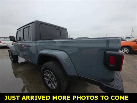 2024 Jeep Gladiator Sport