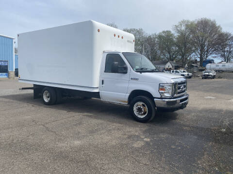 2016 Ford E-Series E-350 SD