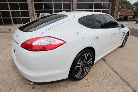 2013 Porsche Panamera 4