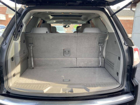 2015 GMC Acadia SLE-2