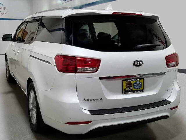 2018 Kia Sedona for sale at Saccucci's Of Schaumburg in Schaumburg, IL