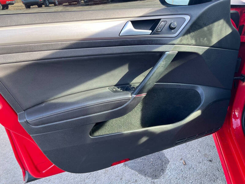 2015 Volkswagen Golf TSI S