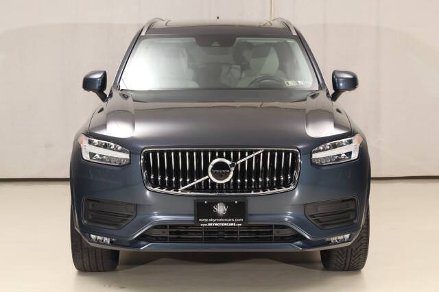2022 Volvo XC90 T5 Momentum