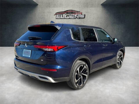 2022 Mitsubishi Outlander SE