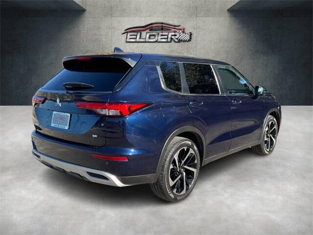 2022 Mitsubishi Outlander SE