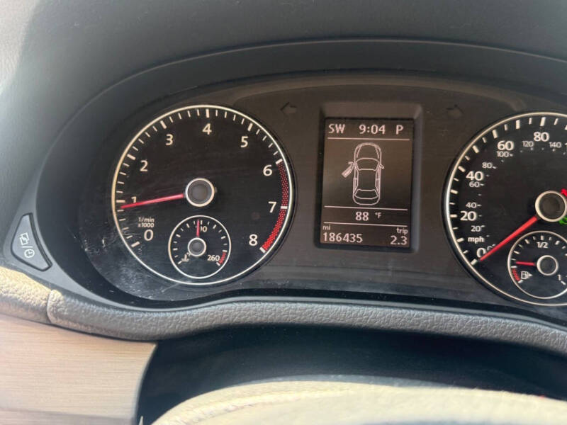 2014 Volkswagen Passat 1.8T SE PZEV