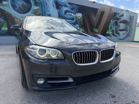 2015 BMW 5 Series 528i