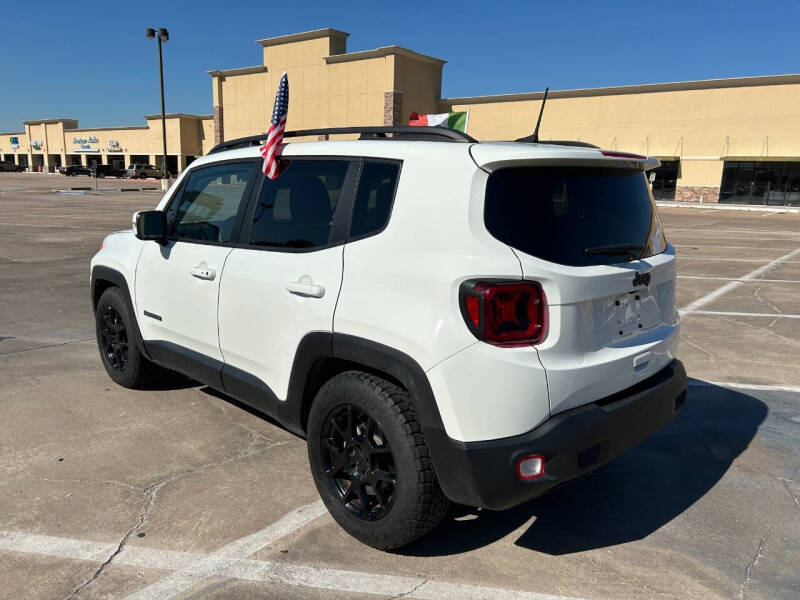 2020 Jeep Renegade Altitude photo 13