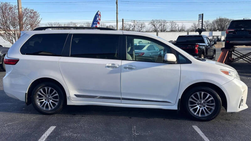 2019 Toyota Sienna