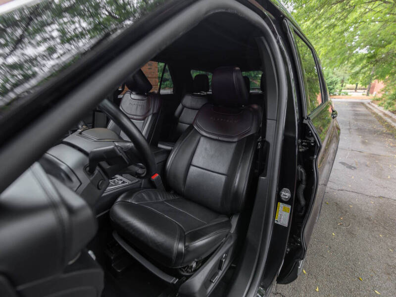 2020 Ford Explorer Platinum
