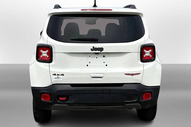 2022 Jeep Renegade Trailhawk