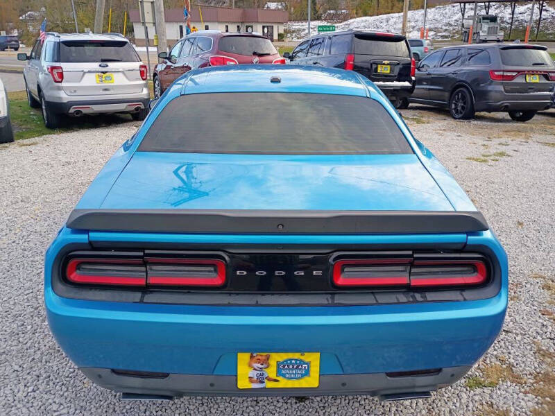 2015 Dodge Challenger R/T Shaker