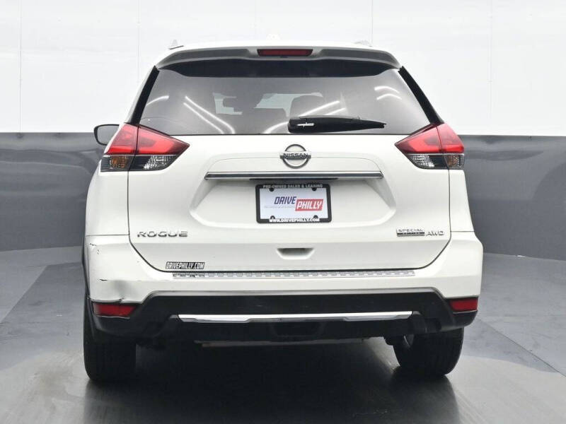 2020 Nissan Rogue S
