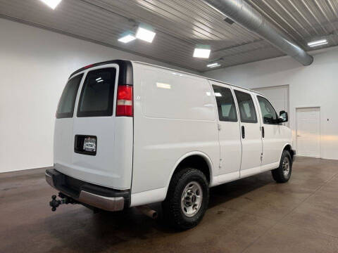 2017 GMC Savana 2500