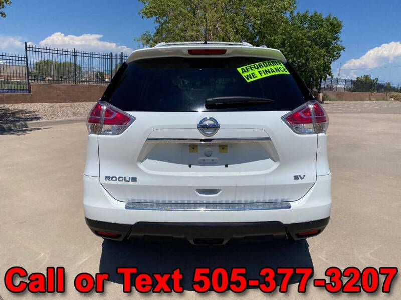 2016 Nissan Rogue SV