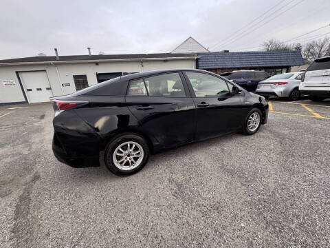 2016 Toyota Prius Two