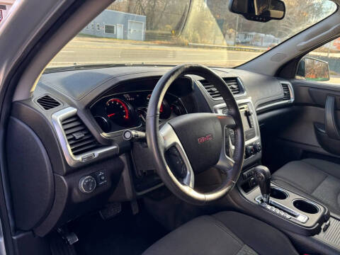 2015 GMC Acadia SLE-2