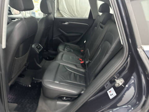 2017 Audi Q5 2.0T quattro Premium