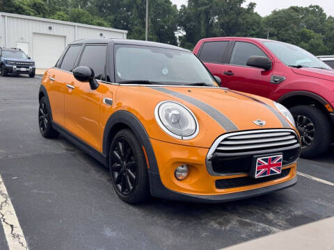 2015 MINI Hardtop 4 Door Cooper