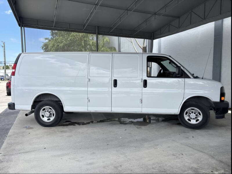 2020 Chevrolet Express 2500