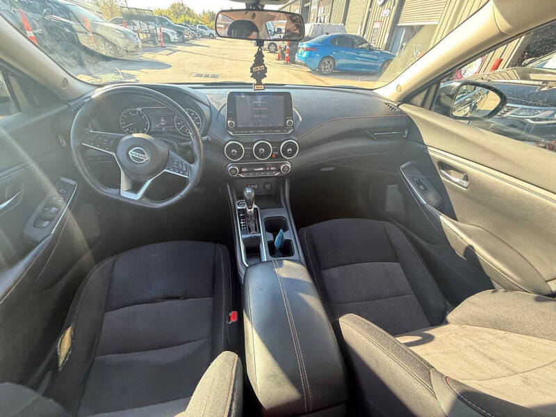 2020 Nissan Sentra SR