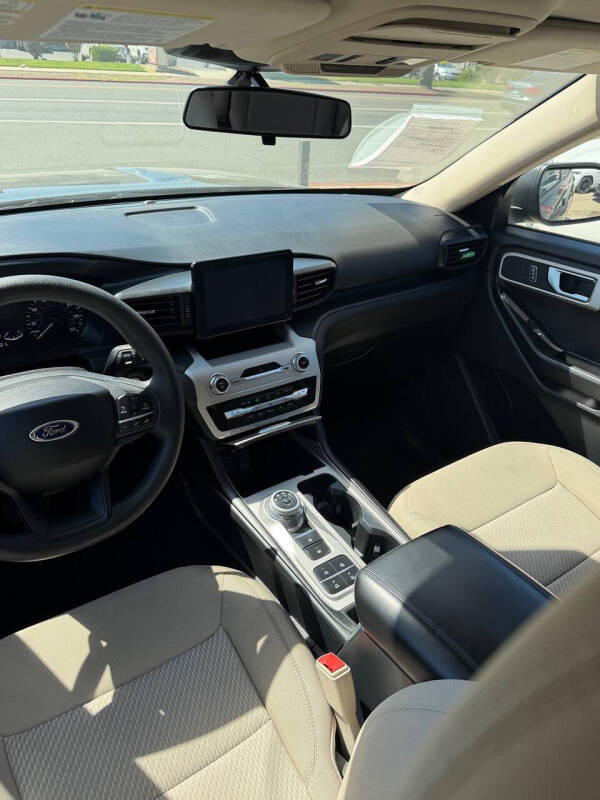 2021 Ford Explorer