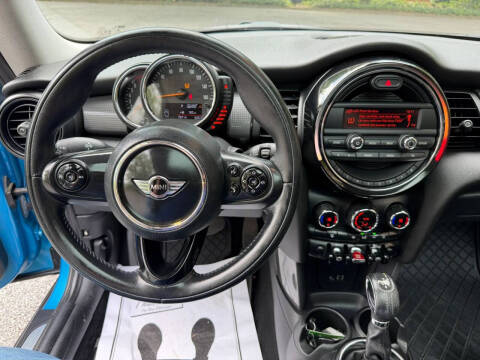 2015 MINI Hardtop 2 Door Cooper